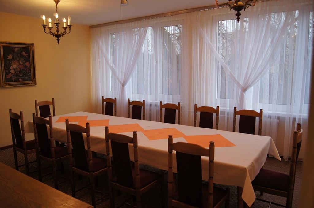Hotel Odr Sulechów 外观 照片