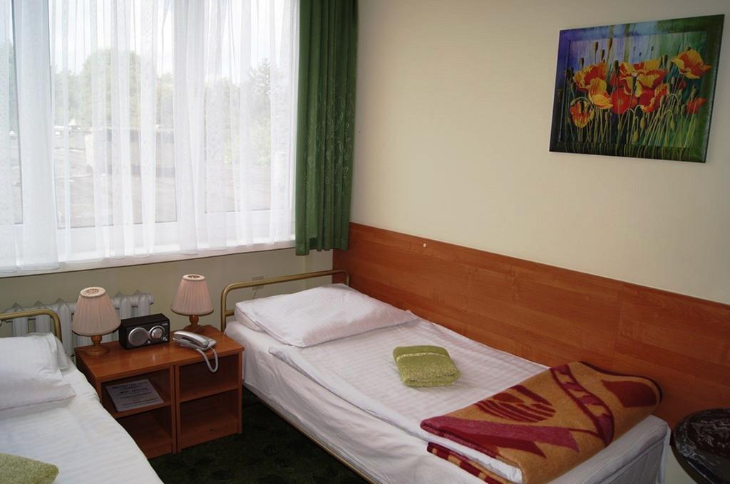 Hotel Odr Sulechów 外观 照片
